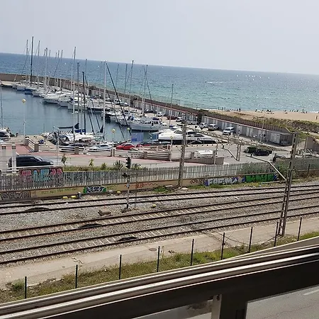 Lydia's Port Nautic & Apartment Masnou