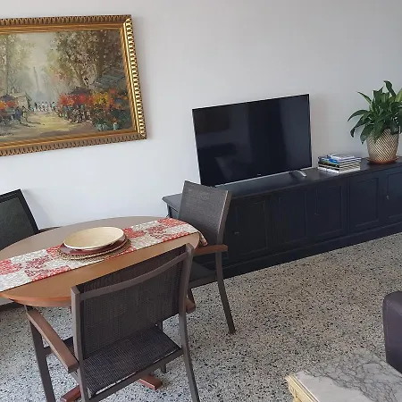 Lydia's Port Nautic & Apartment Masnou