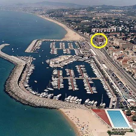 Lydia's Port Nautic & Apartamento